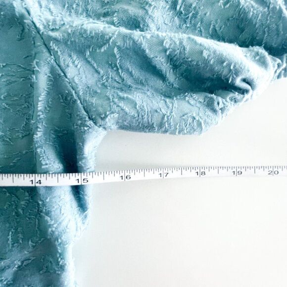 Chenault top // Size Medium // NWT - Picture 4 of 8